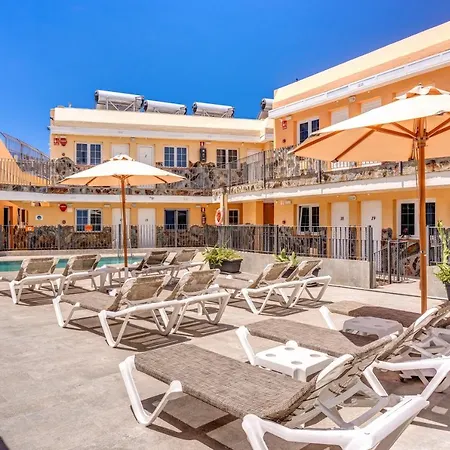 Luxury , Sea Views Private Garden Vakantiehuis