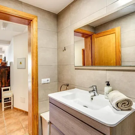 Vakantiehuis Luxury , Sea Views Private Garden