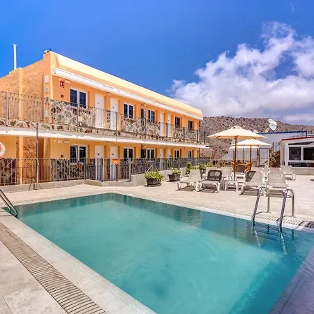 Luxury , Sea Views Private Garden Vakantiehuis *